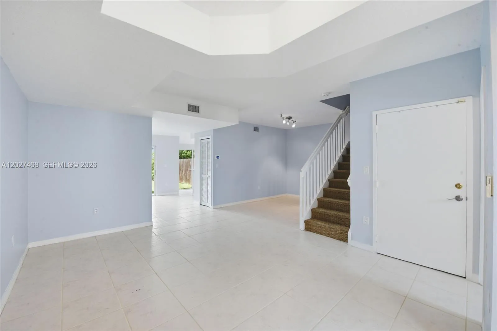 10180 SW 88th St # 403, Miami FL 33176