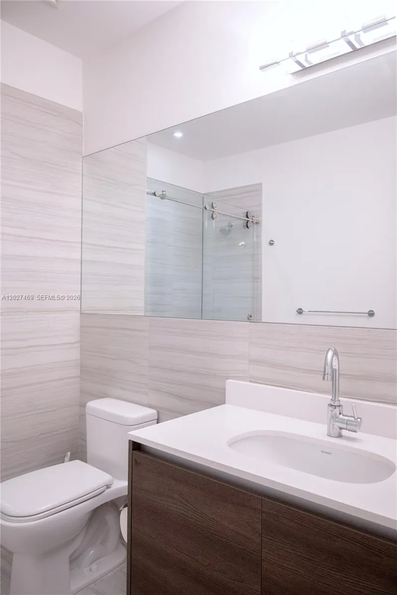 301 Altara Ave # 202, Coral Gables FL 33146