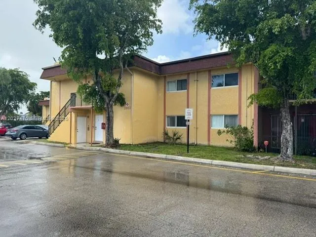 2850 NW 55th Ave # 1D, Lauderhill FL 33313