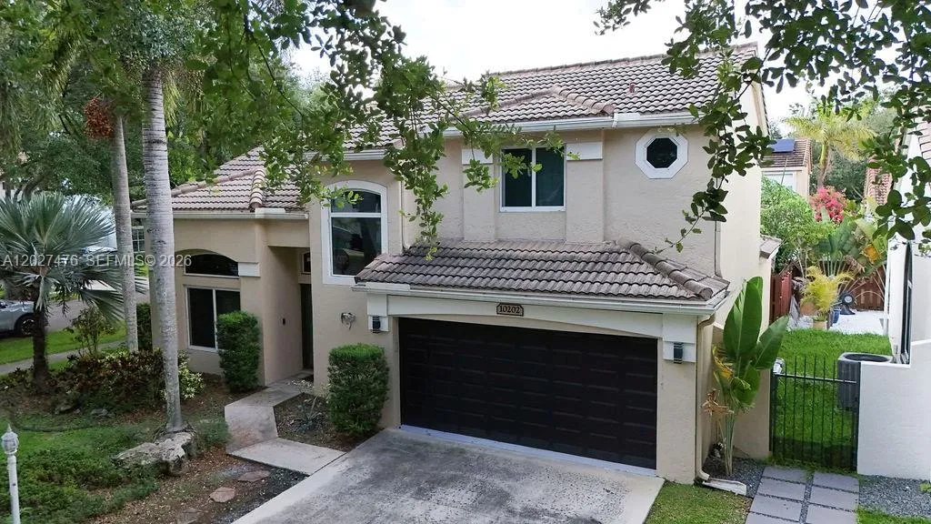 10202 Caracas St, Cooper City FL 33026