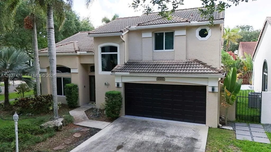 10202 Caracas St, Cooper City FL 33026