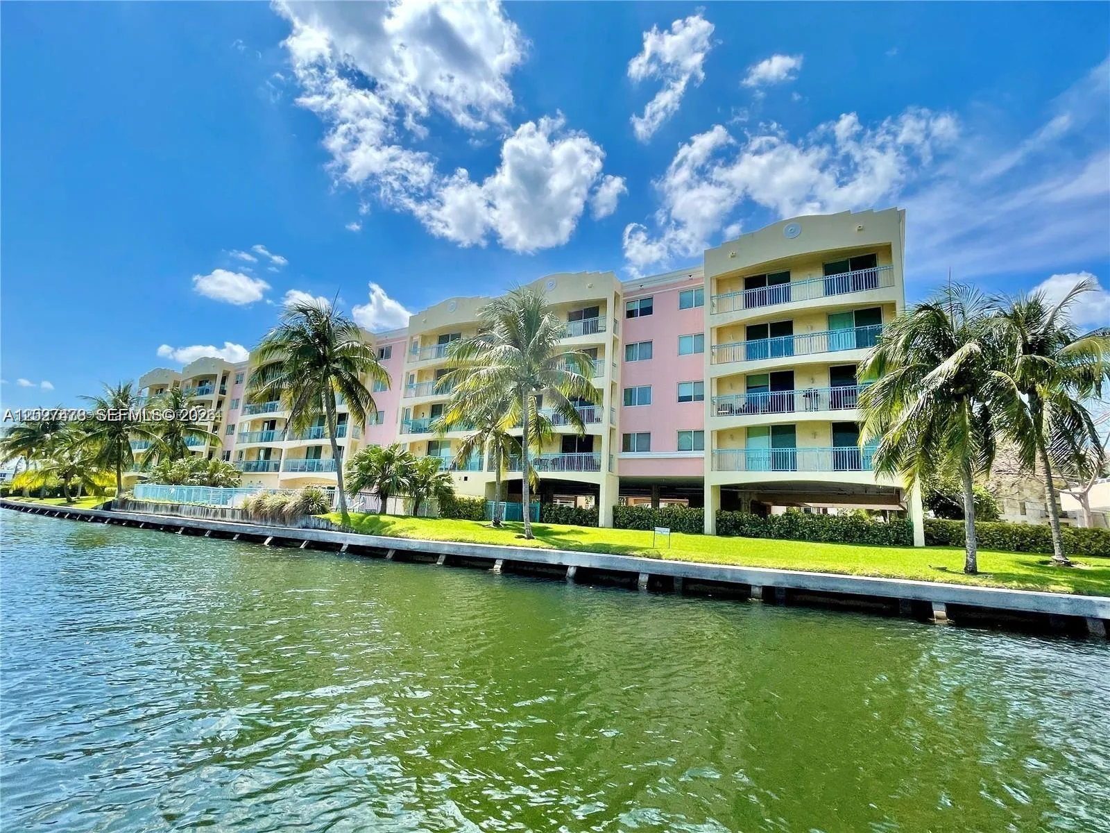 201 S Golden Isles Dr # 306, Hallandale Beach FL 33009