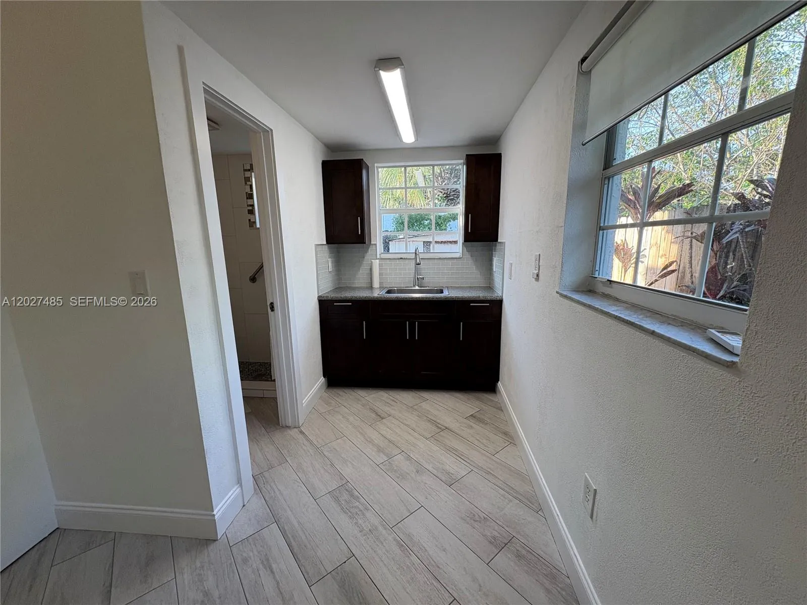 6753 SW 39th Ter Rear, Miami FL 33155