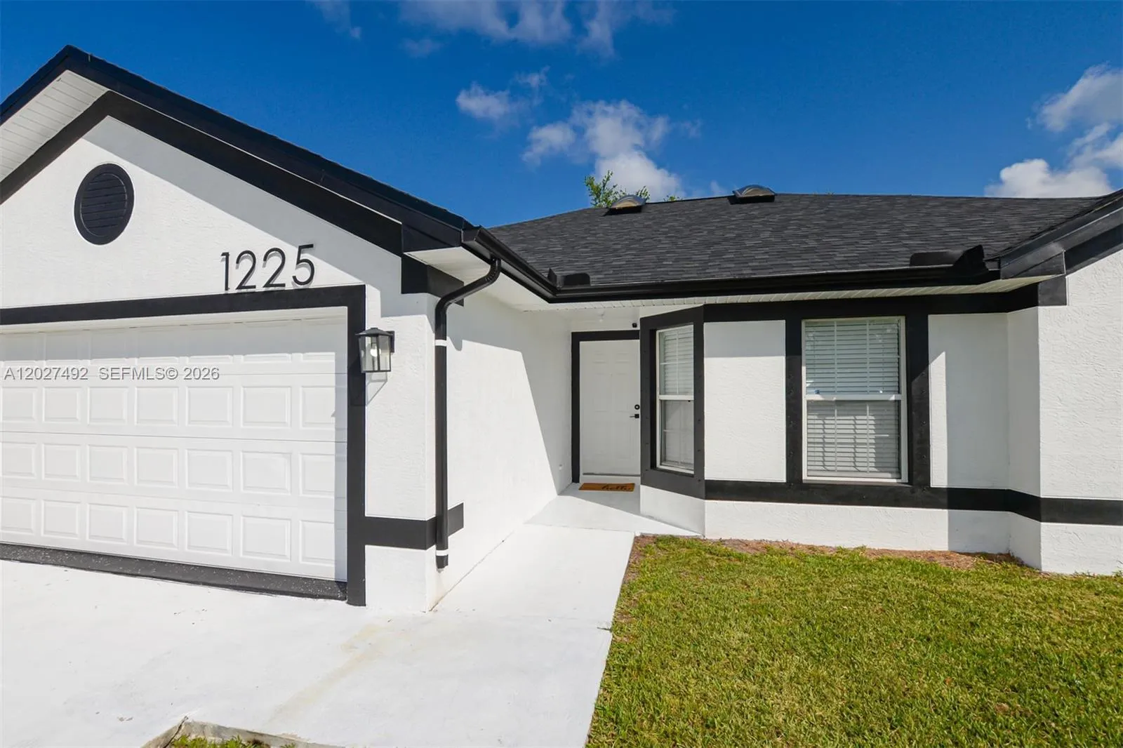 1225 SW Hunnicut Ave, Port St. Lucie FL 34953