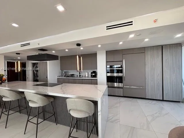 19707 Turnberry Way # 23J, Aventura FL 33180