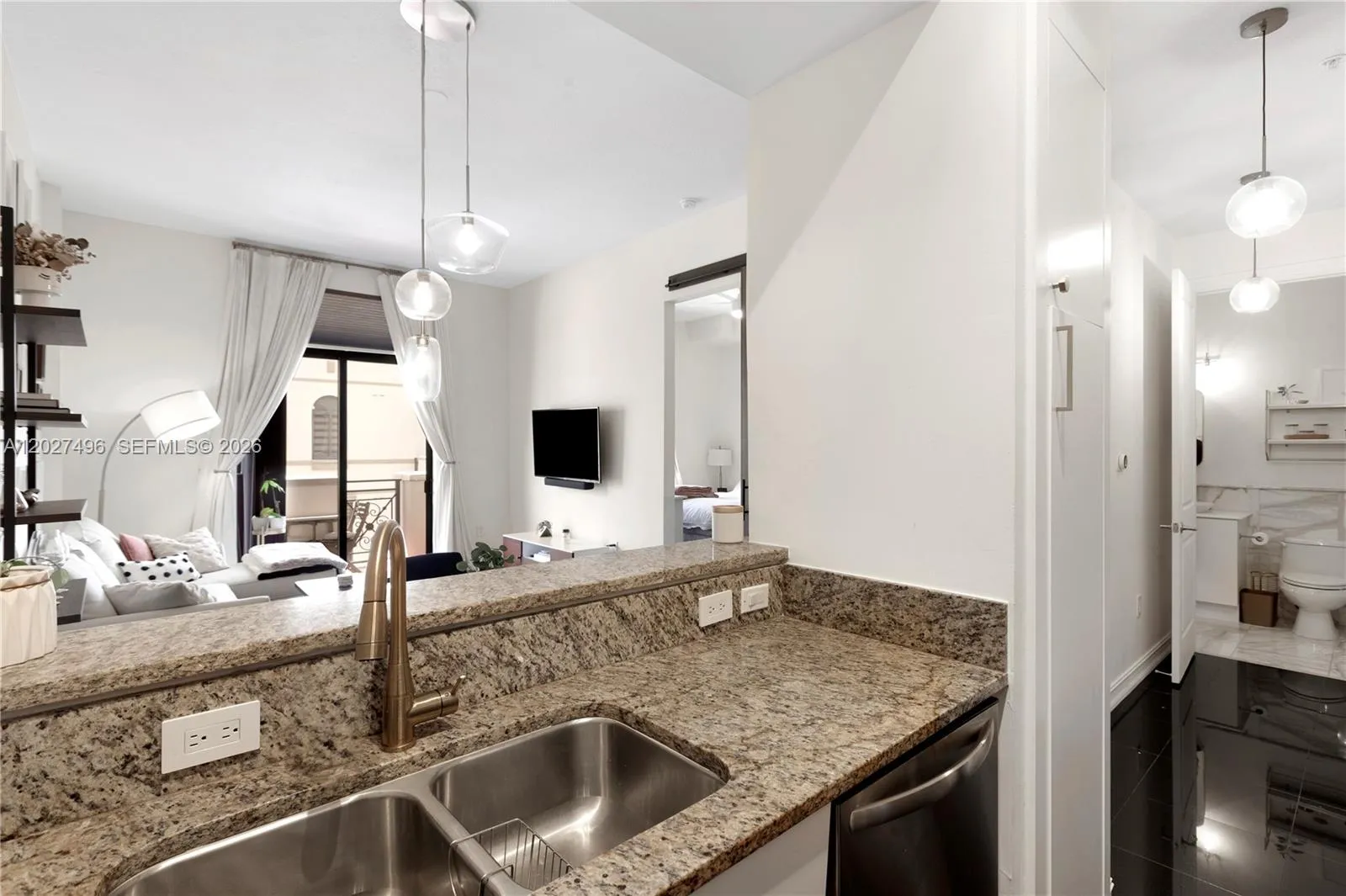 1805 Ponce De Leon Blvd # 818, Coral Gables FL 33134