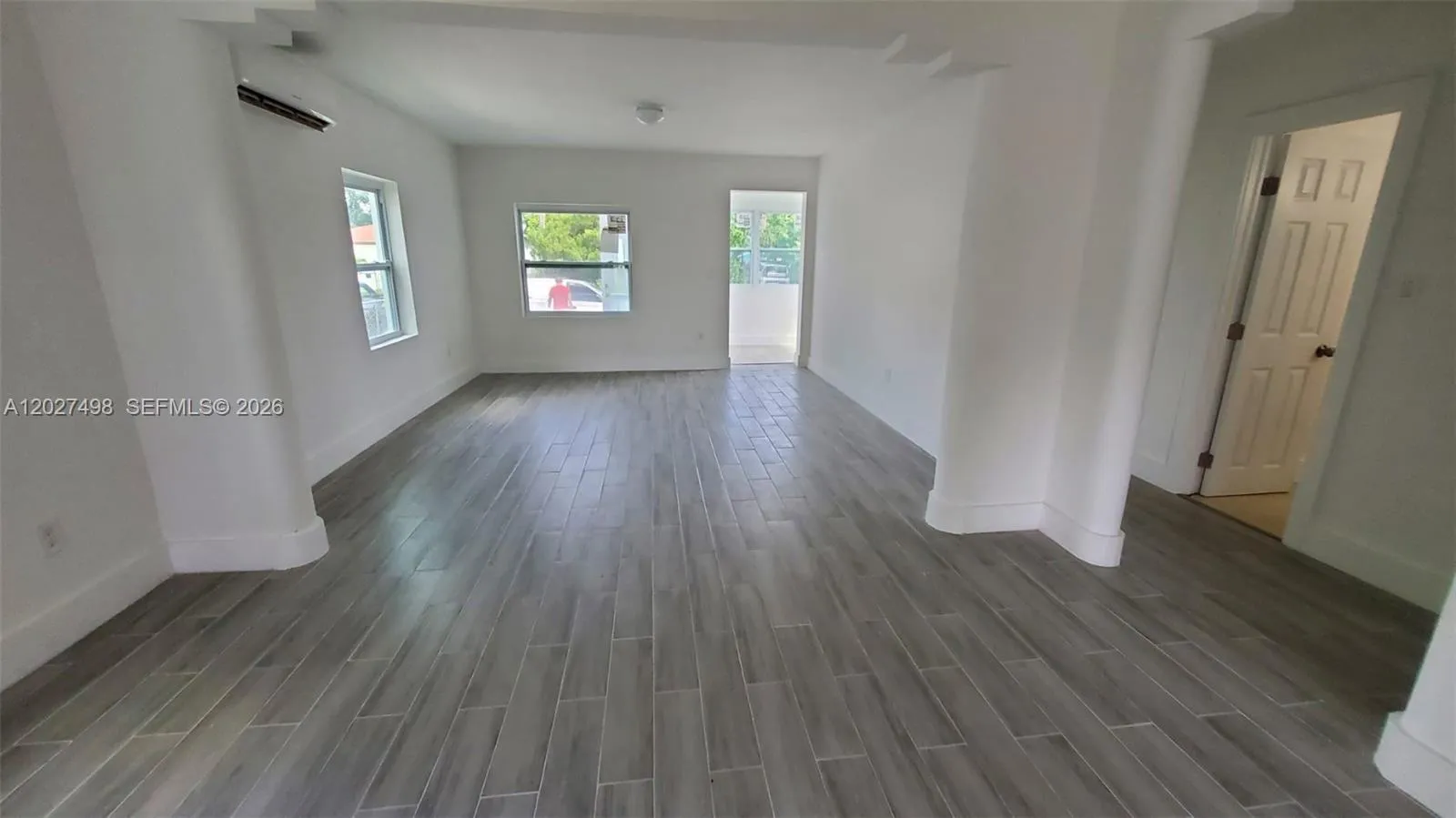 560 NW 53rd St, Miami FL 33127