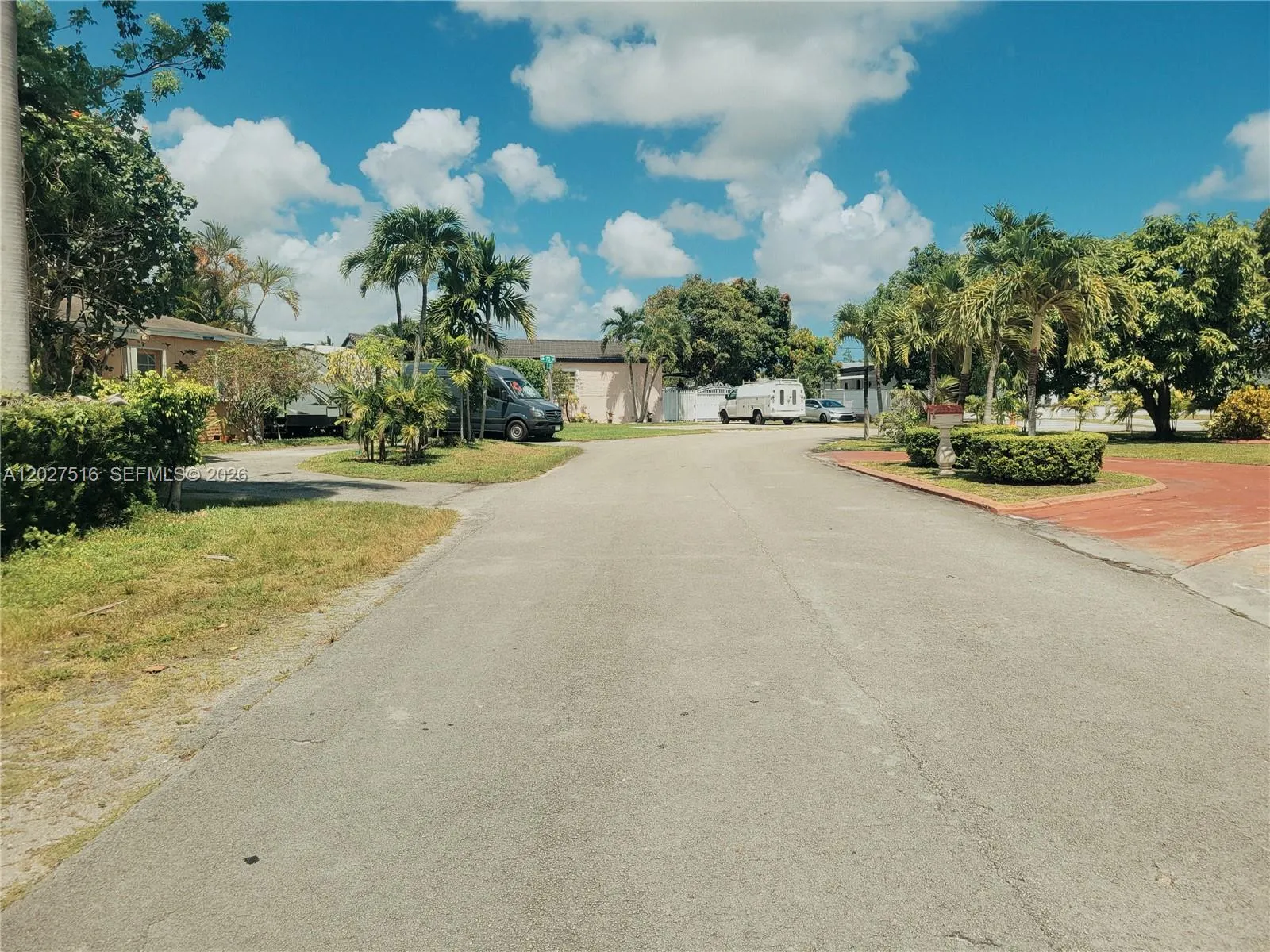 7305 SW 17th Ter, Miami FL 33155