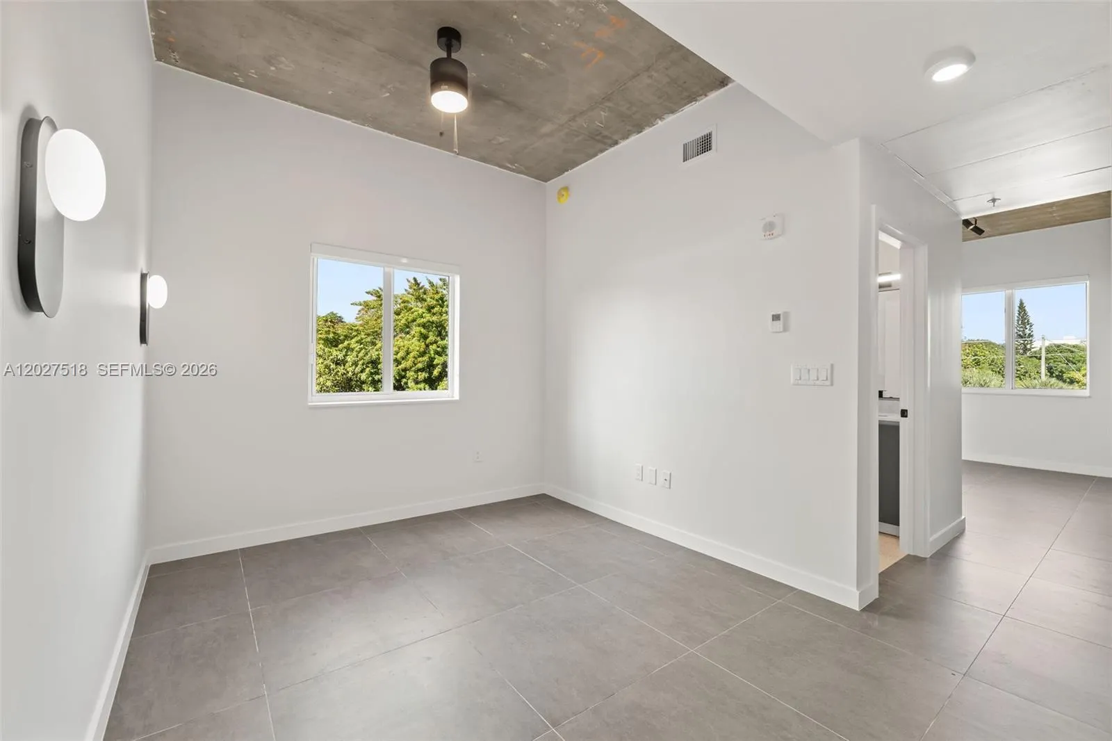 315 NW 32 ST # 305, Miami FL 33127