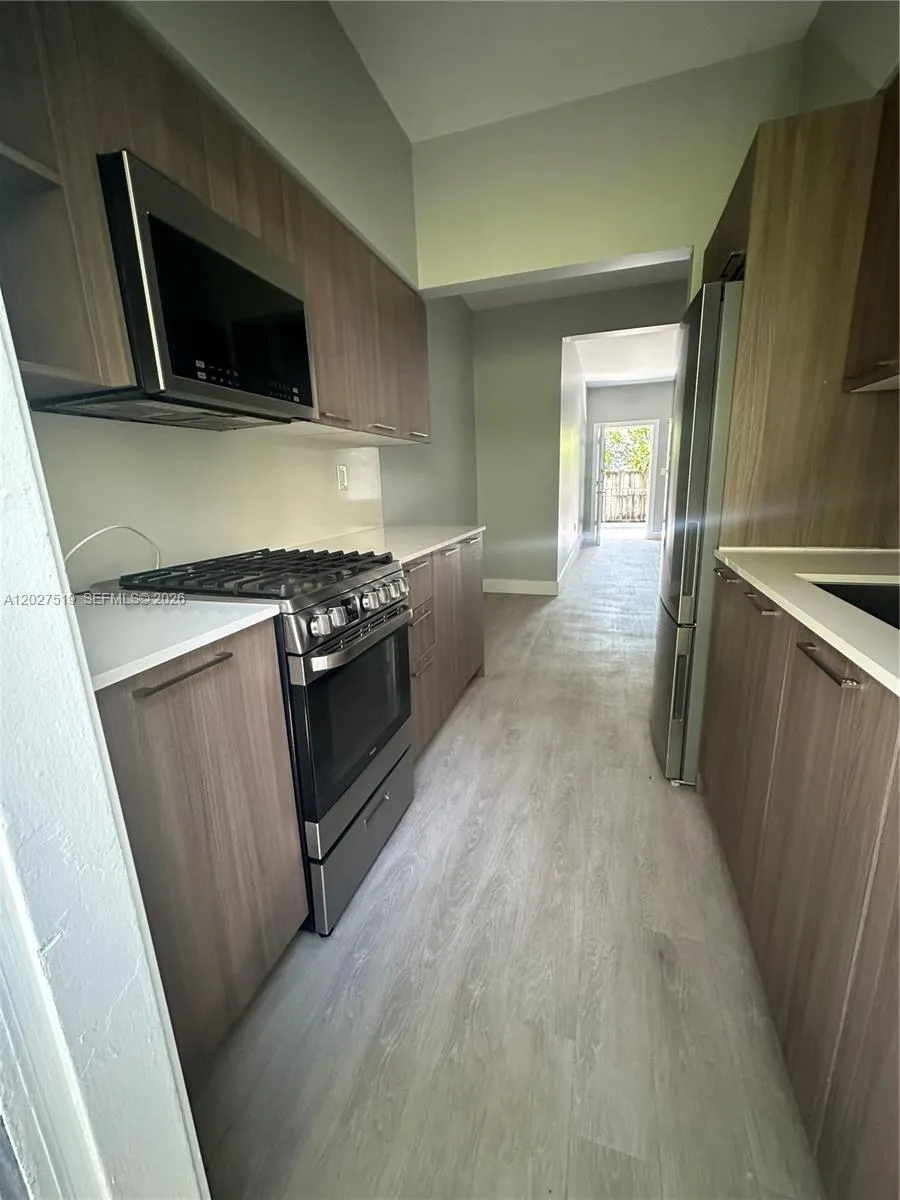 710 Meridian Ave # 4, Miami Beach FL 33139