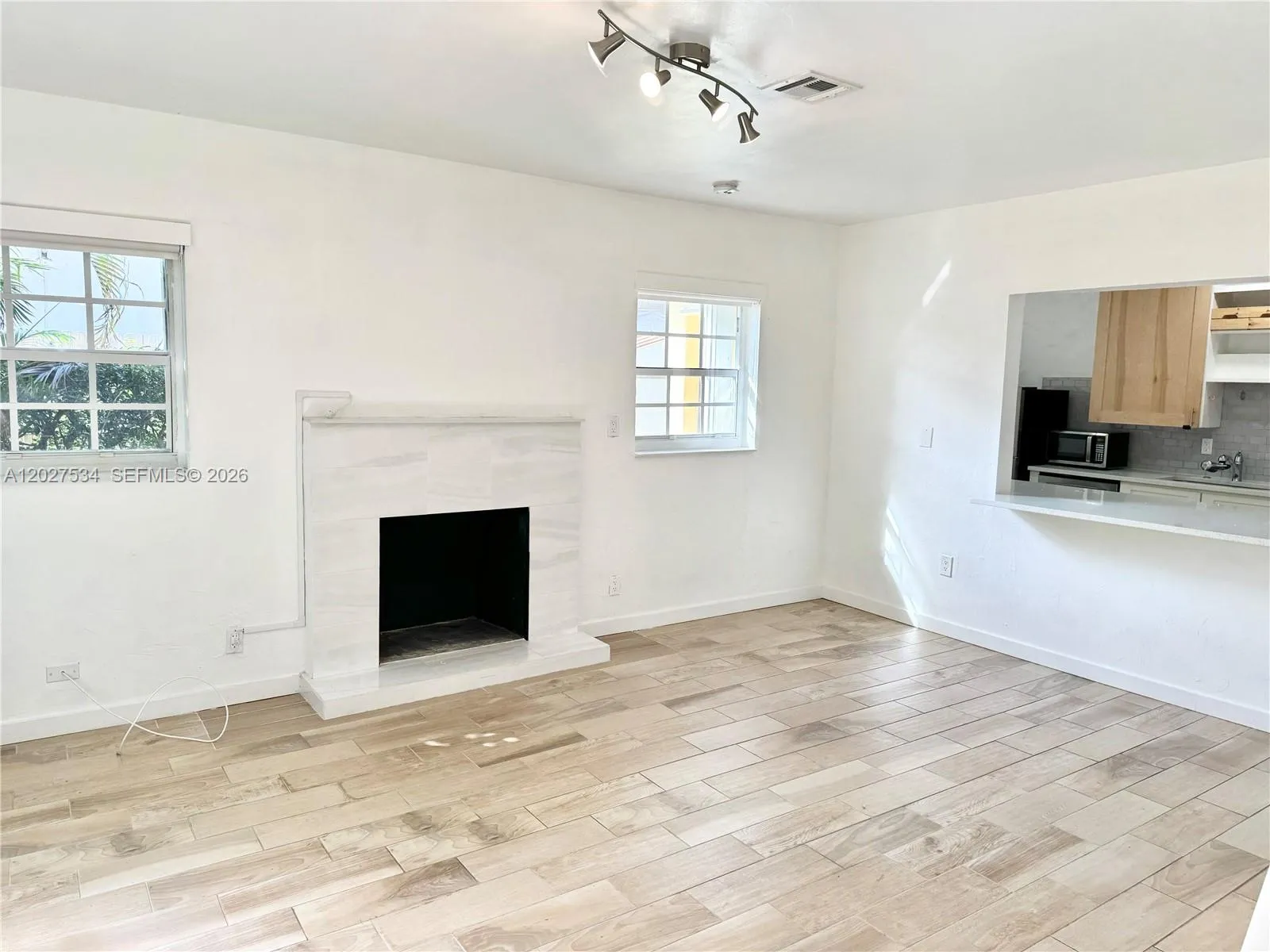406 SE 11th Ct # 2, Fort Lauderdale FL 33316