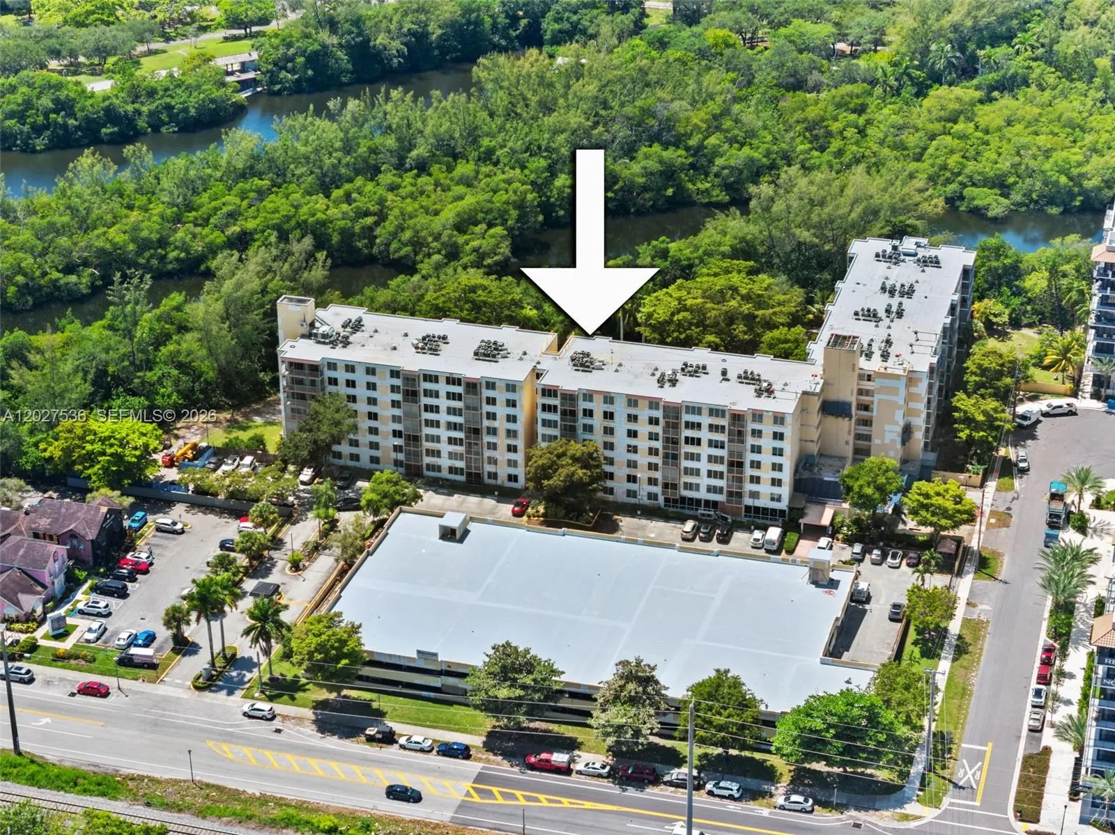 17890 Dixie # 603, North Miami Beach FL 33160