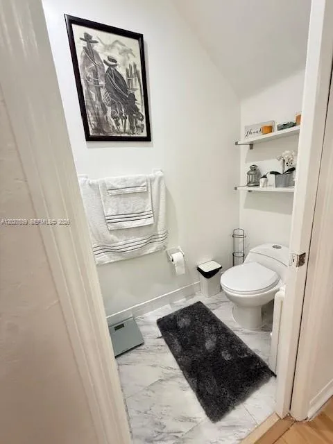 5610 NW 114th Pl # 202, Doral FL 33178