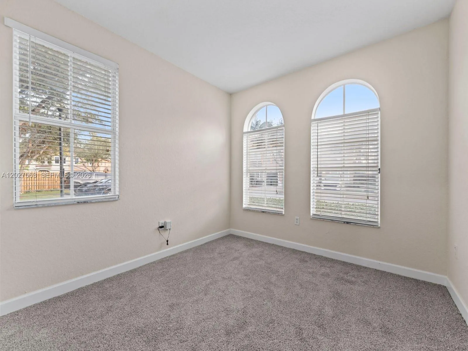 1498 SE 25th Ave, Homestead FL 33035