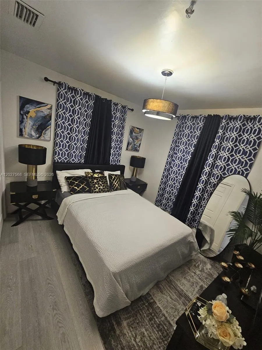 4890 NW 7th St # 2, Plantation FL 33317