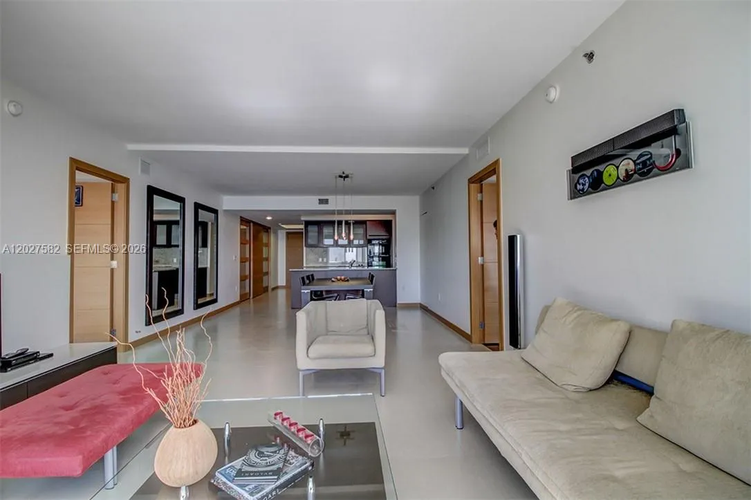 1830 S Ocean Dr # 4404, Hallandale Beach FL 33009