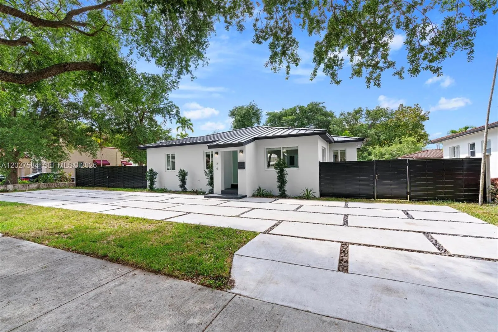 26 NE 88th St, El Portal FL 33138