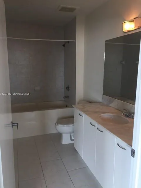 133 NE 2nd Ave # 913, Miami FL 33132