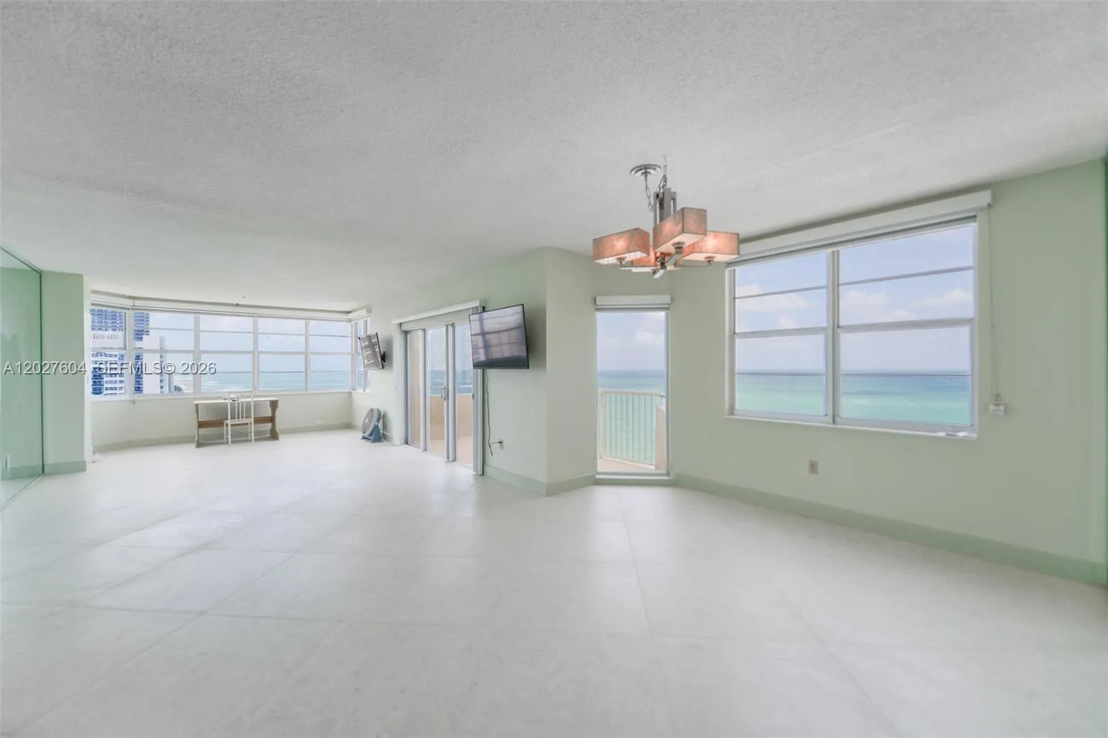 1950 S Ocean Dr # 19P, Hallandale Beach FL 33009