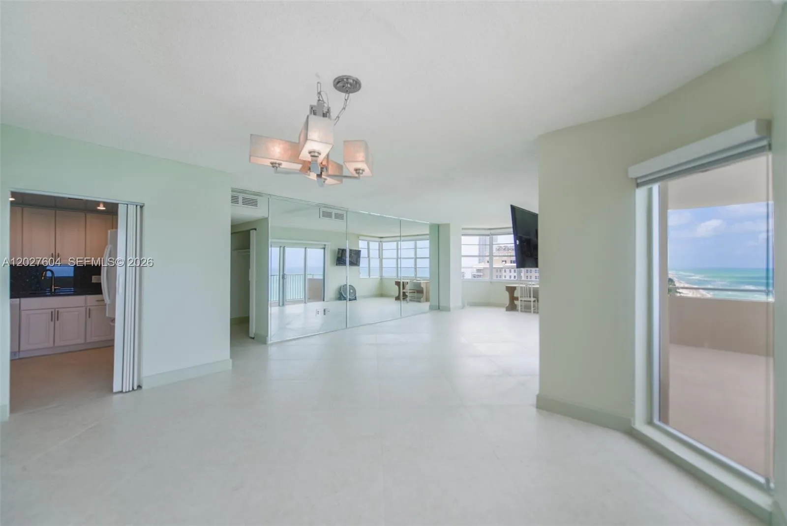 1950 S Ocean Dr # 19P, Hallandale Beach FL 33009