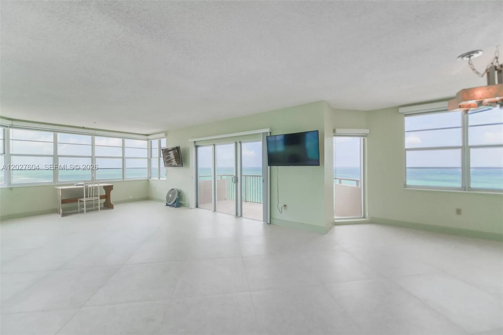 1950 S Ocean Dr # 19P, Hallandale Beach FL 33009