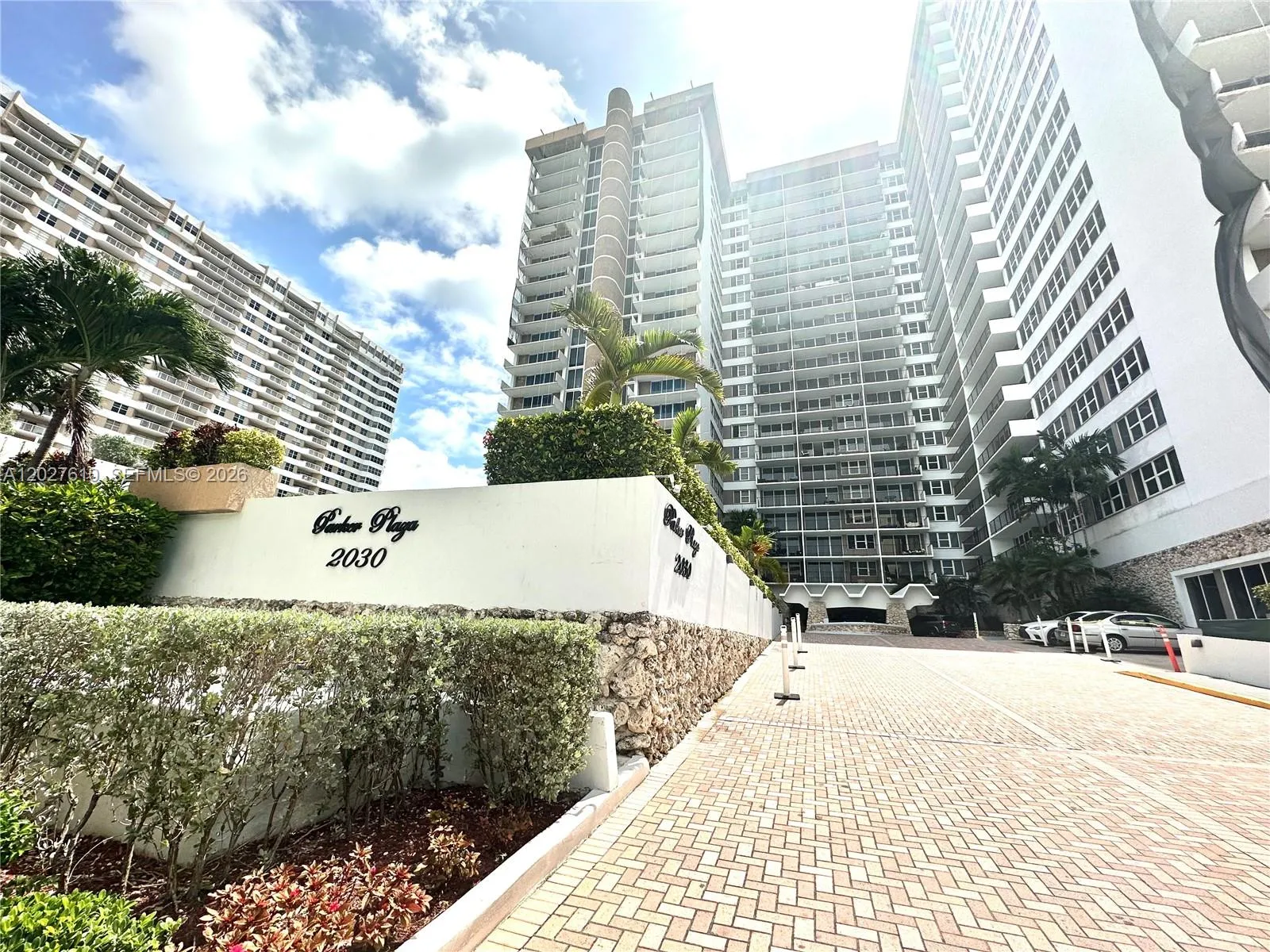 2030 S Ocean Dr # 1111, Hallandale Beach FL 33009