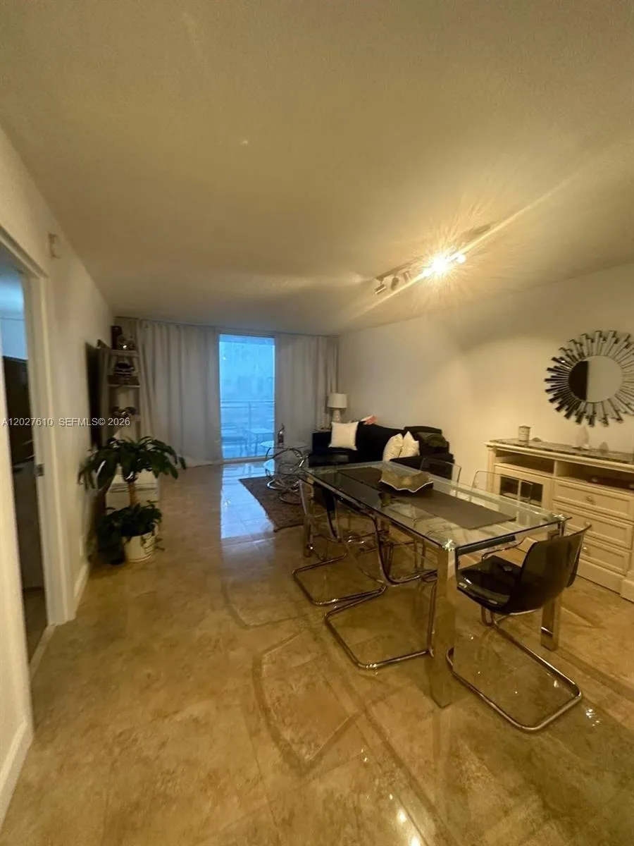 2030 S Ocean Dr # 1111, Hallandale Beach FL 33009