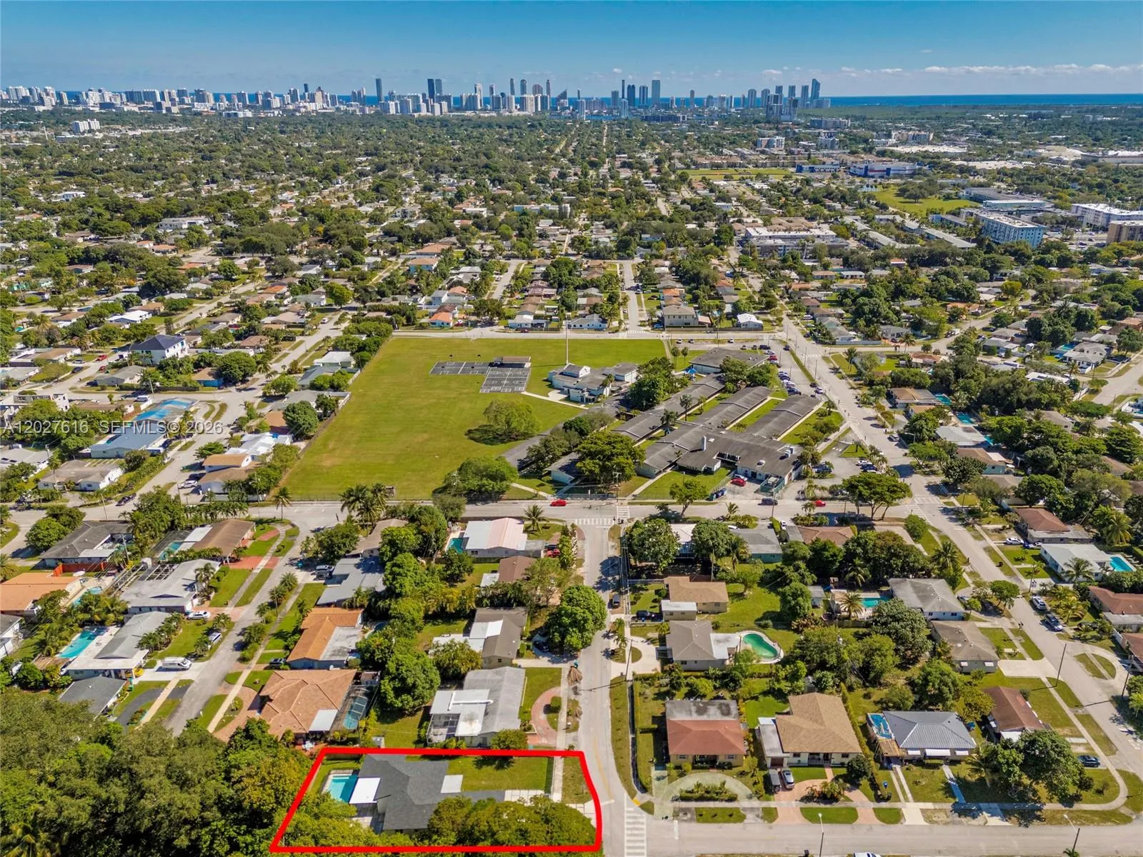 651 NE 172nd St, Miami FL 33162