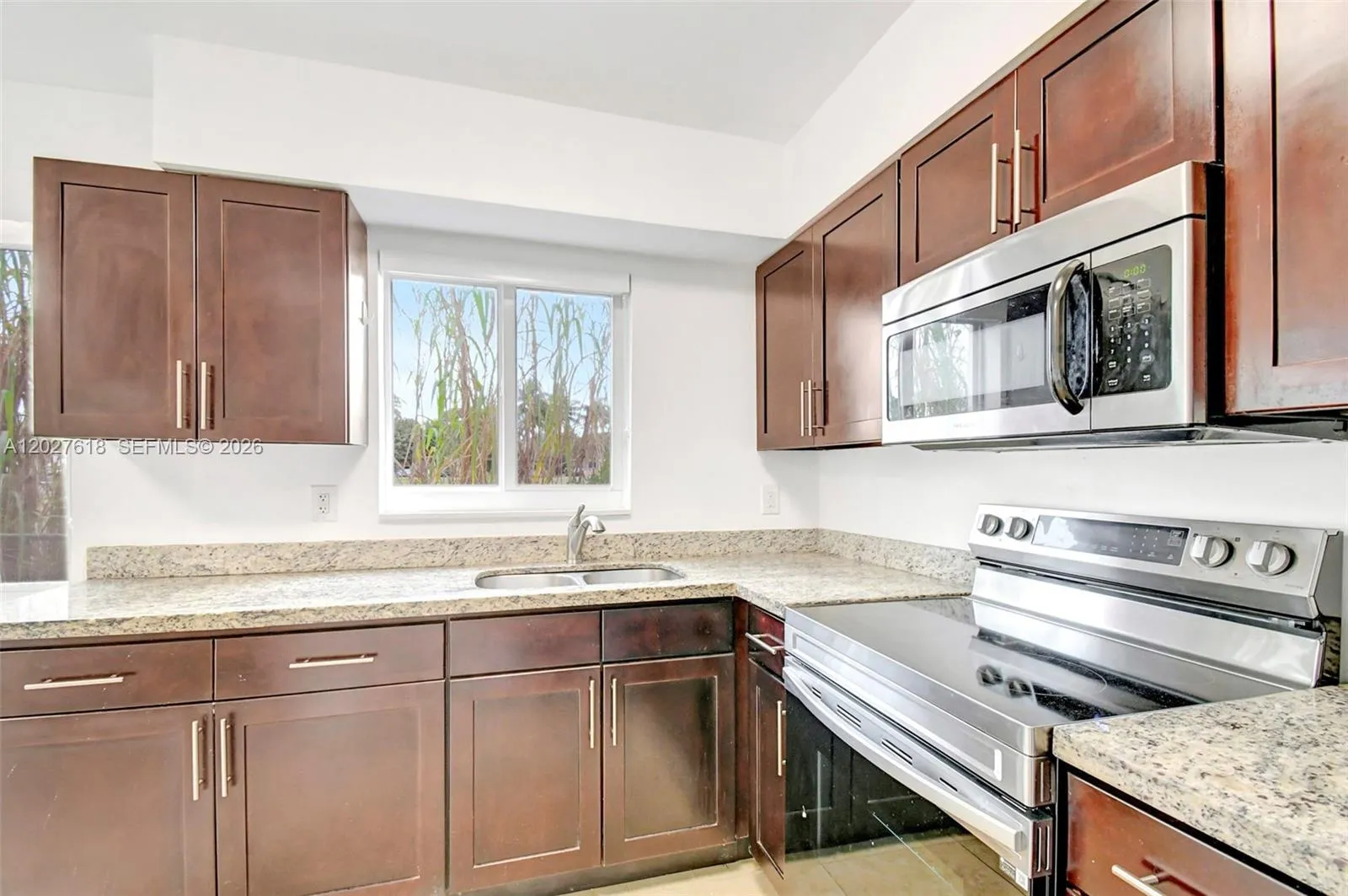 407 SE 9th Court # 1, Hallandale Beach FL 33009