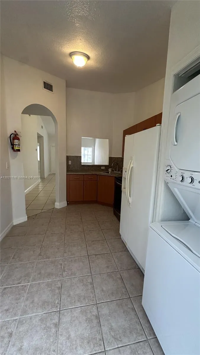 124 NE 13th Ave # 21, Homestead FL 33033