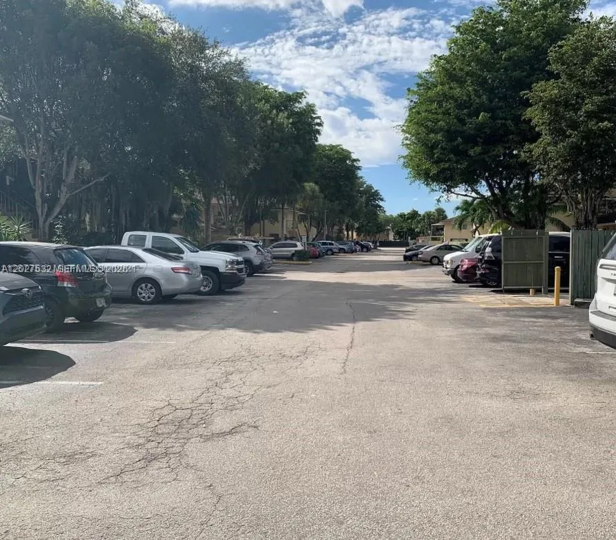 15669 SW 73rd Cir Ter # 12, Miami FL 33193