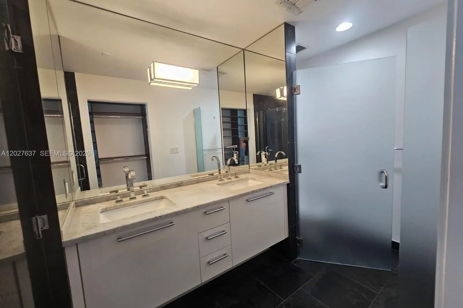 900 Biscayne Blvd # 5412, Miami FL 33132