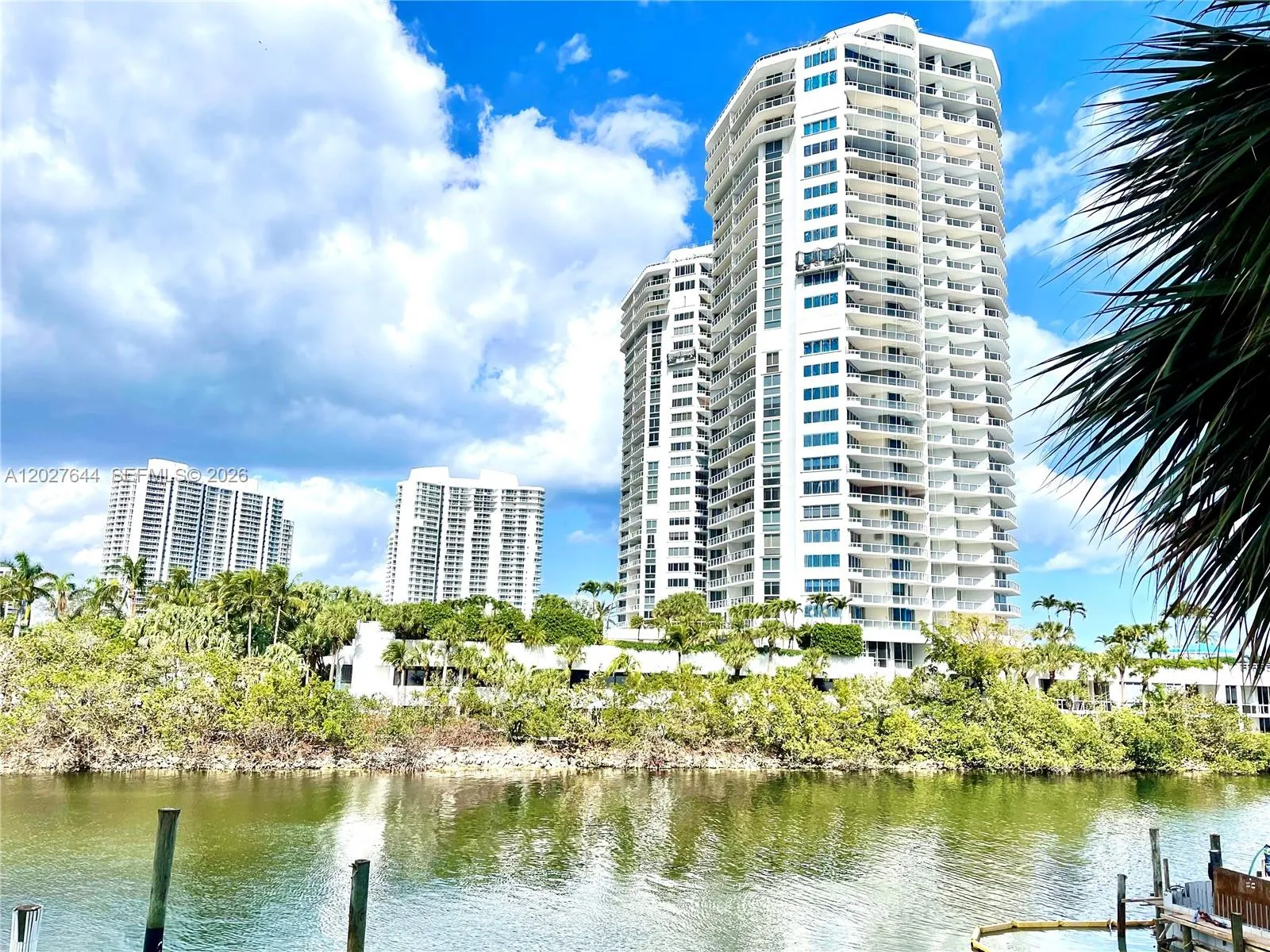 20505 E Country Club Dr # 233, Aventura FL 33180