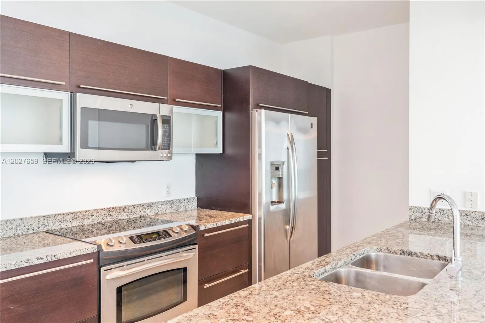 951 Brickell Ave # 3706, Miami FL 33131