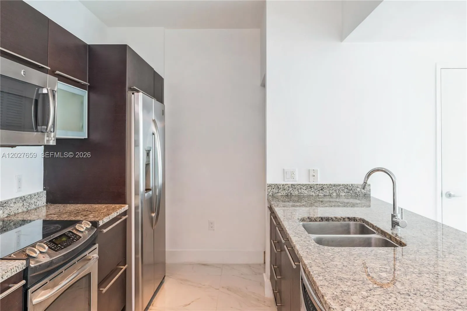 951 Brickell Ave # 3706, Miami FL 33131