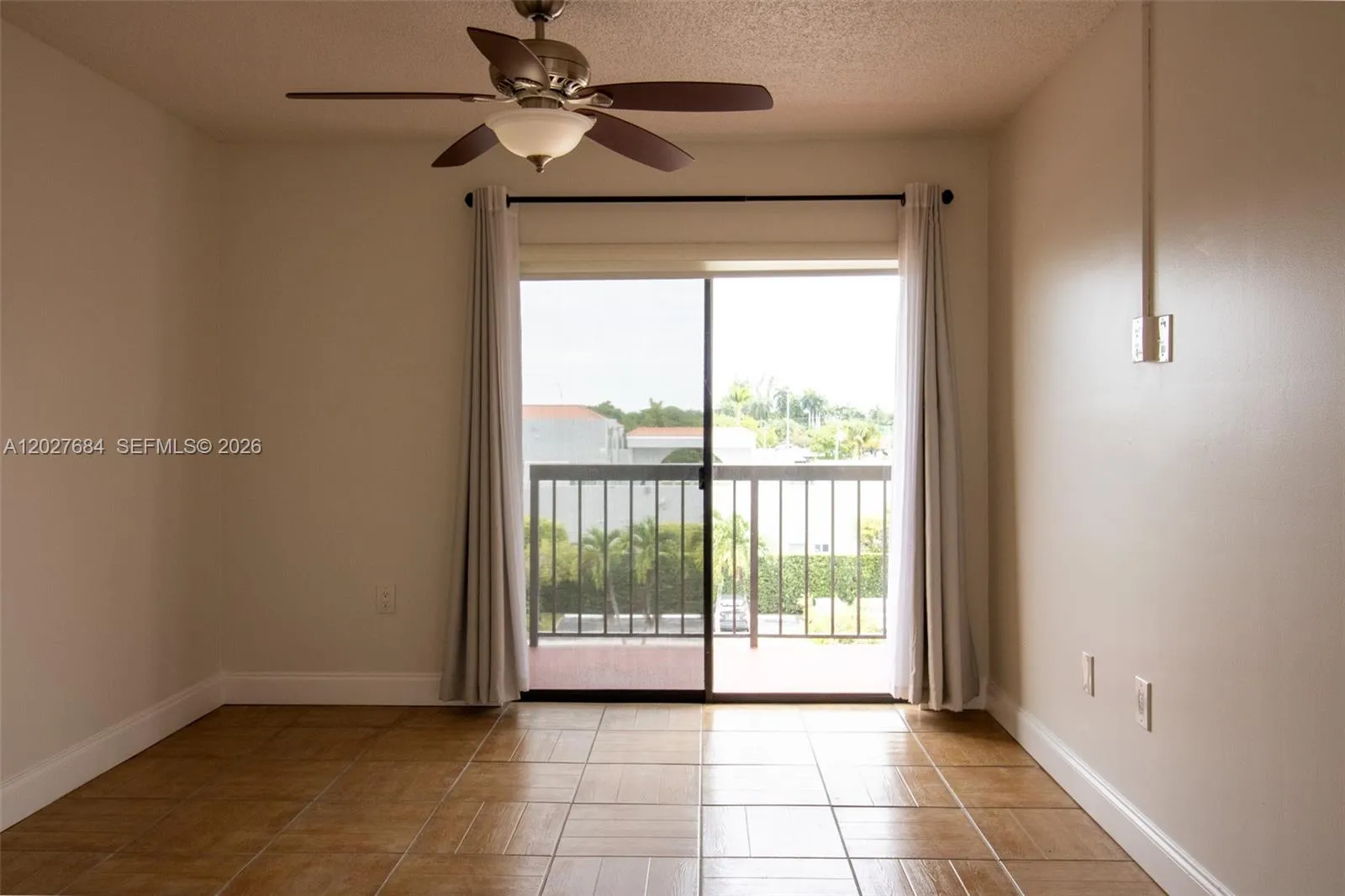 995 SW 84th Ave # 408, Miami FL 33144