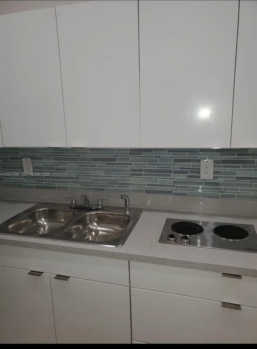 15230 NW 89th Ave # 1, Miami Lakes FL 33018