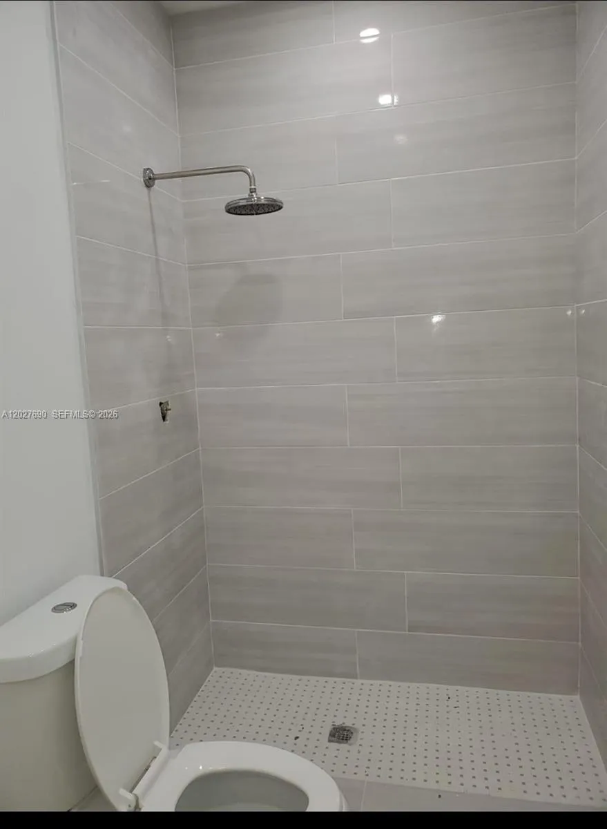 15230 NW 89th Ave # 1, Miami Lakes FL 33018
