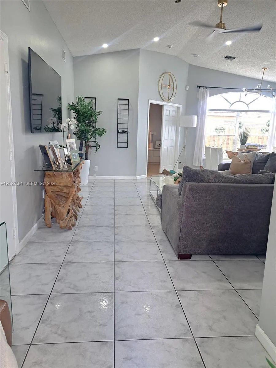8020 SW 158th Ave, Miami FL 33193