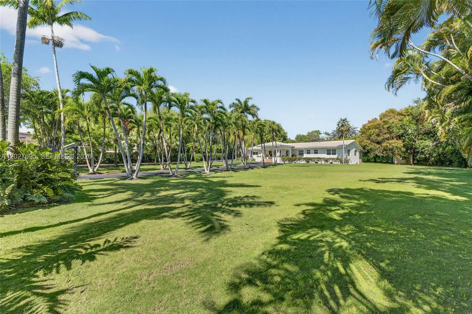 6125 SW 109th St, Pinecrest FL 33156
