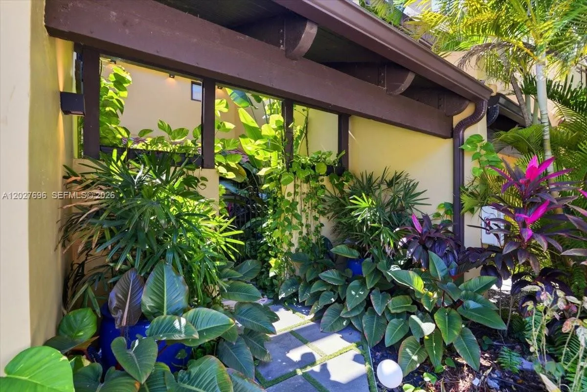 3629 Estepona Ave # 27, Doral FL 33178