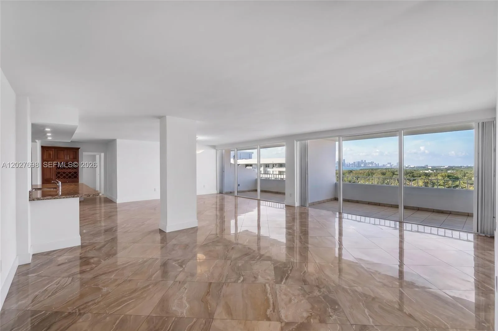 199 Ocean Lane Dr # 1210, Key Biscayne FL 33149