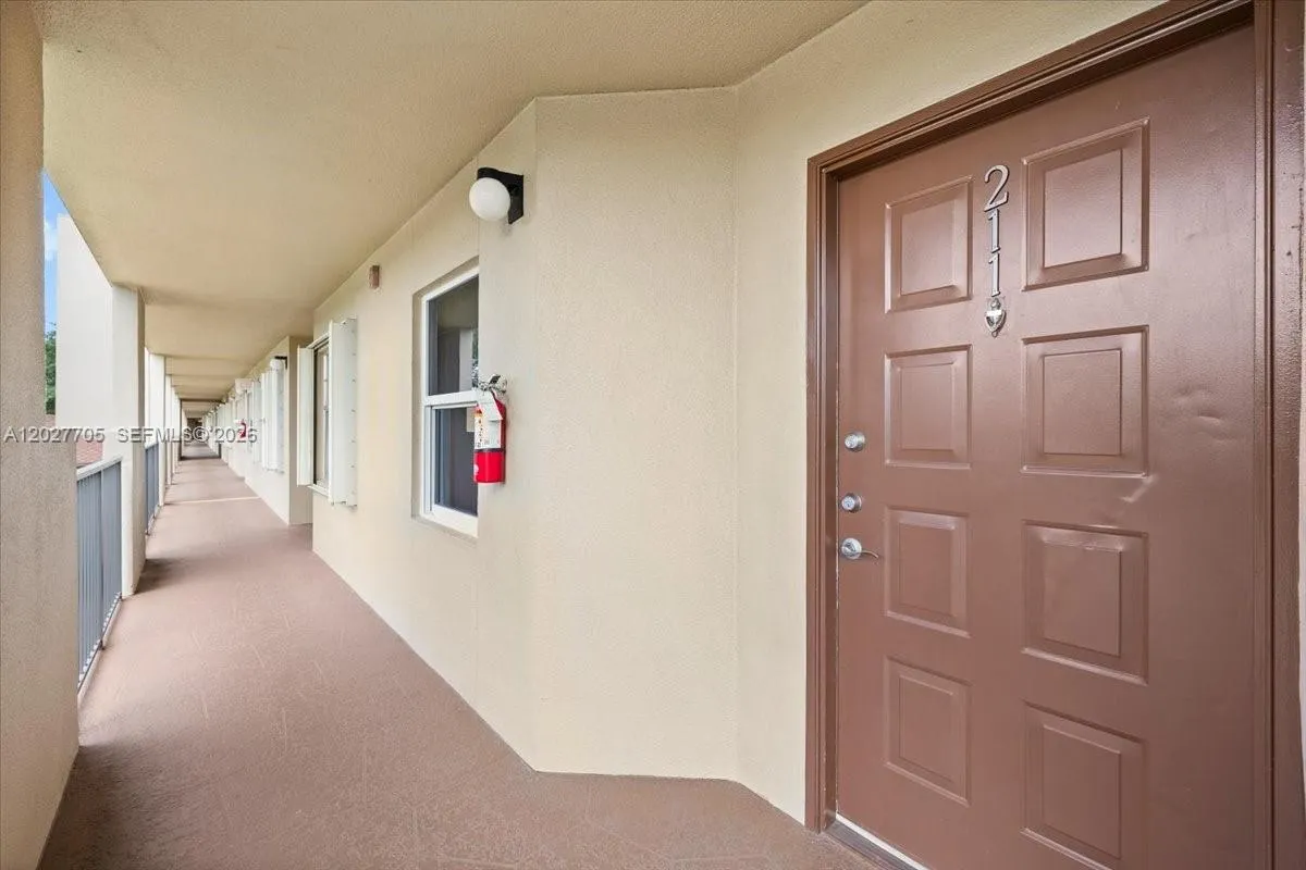 13255 SW 16th Ct # 211K, Pembroke Pines FL 33027