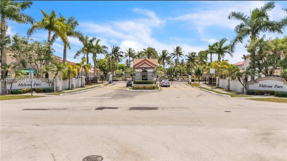 16628 SW 47th Ter, Miami FL 33185