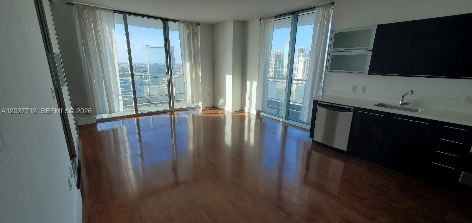 90 SW 3rd St # 2705, Miami FL 33130