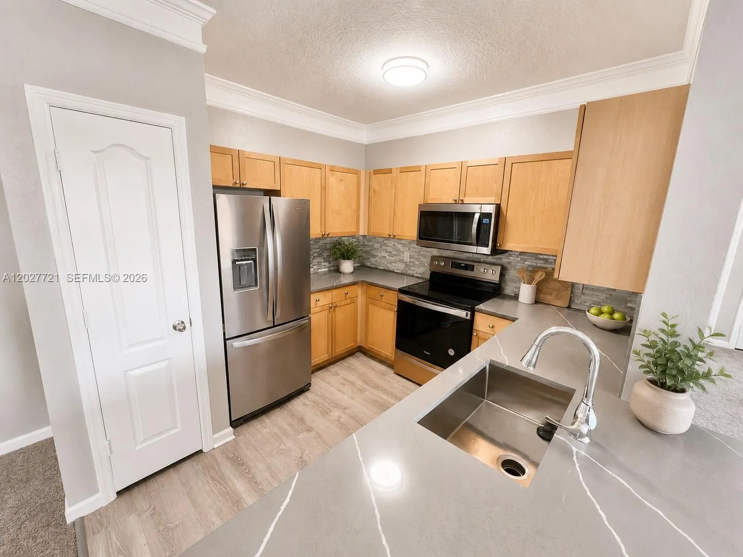 8836 Villa View Circle # 306, Orlando FL 32821