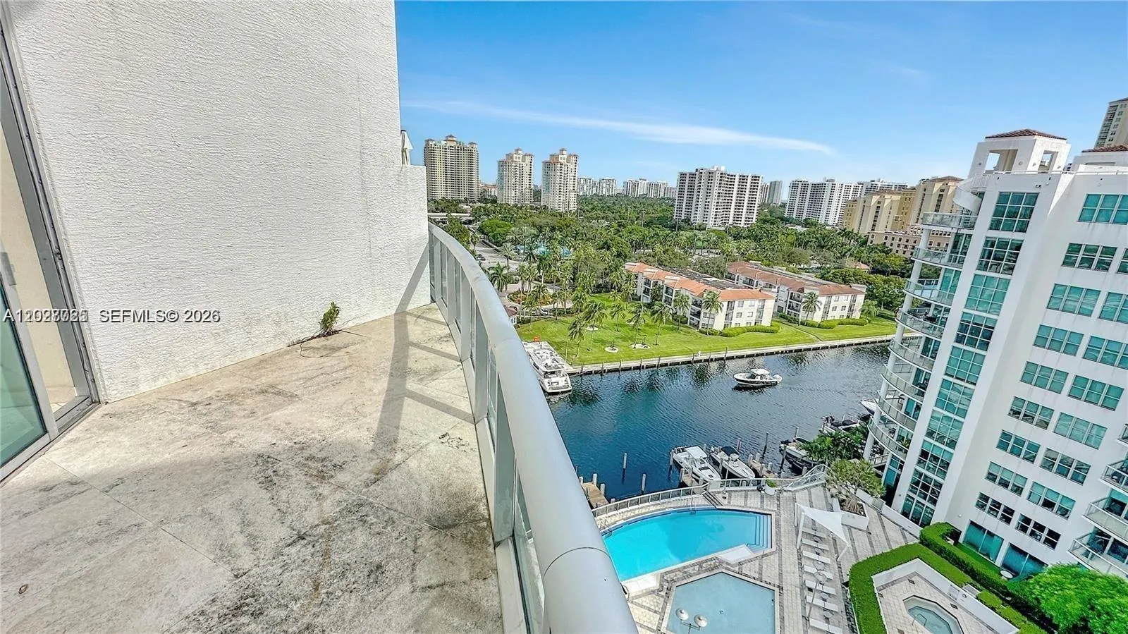 3131 NE 188th St # 1205, Aventura FL 33180