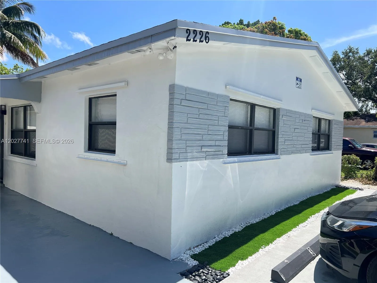 2226 Cody St, Hollywood FL 33020