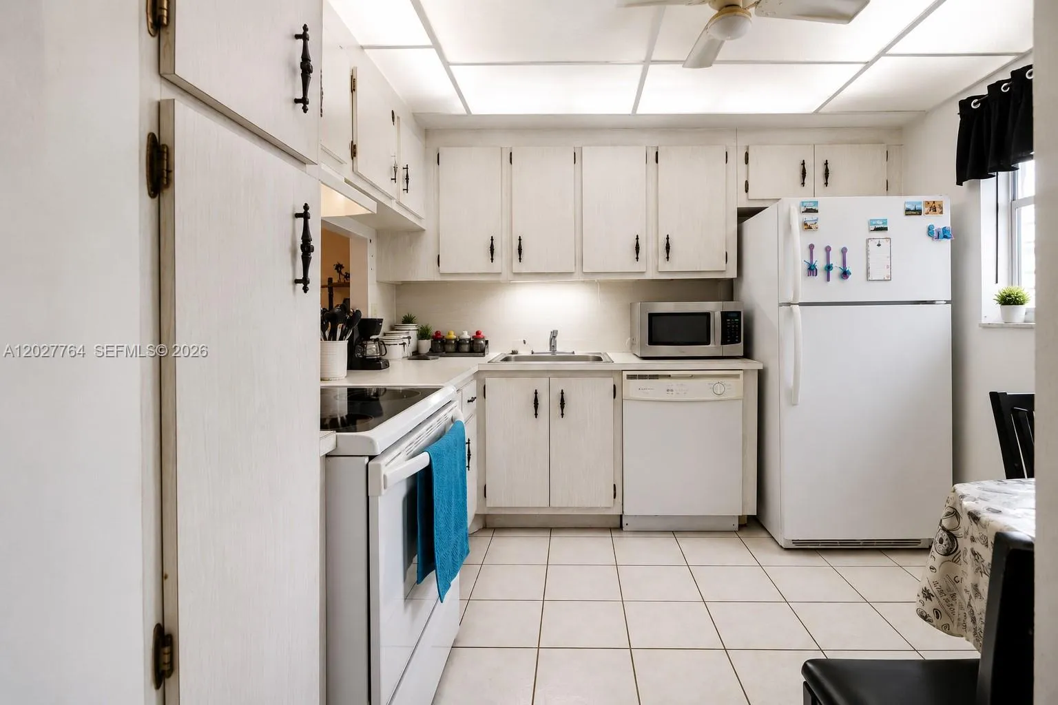 3050 Holiday Springs Blvd # 305, Margate FL 33063