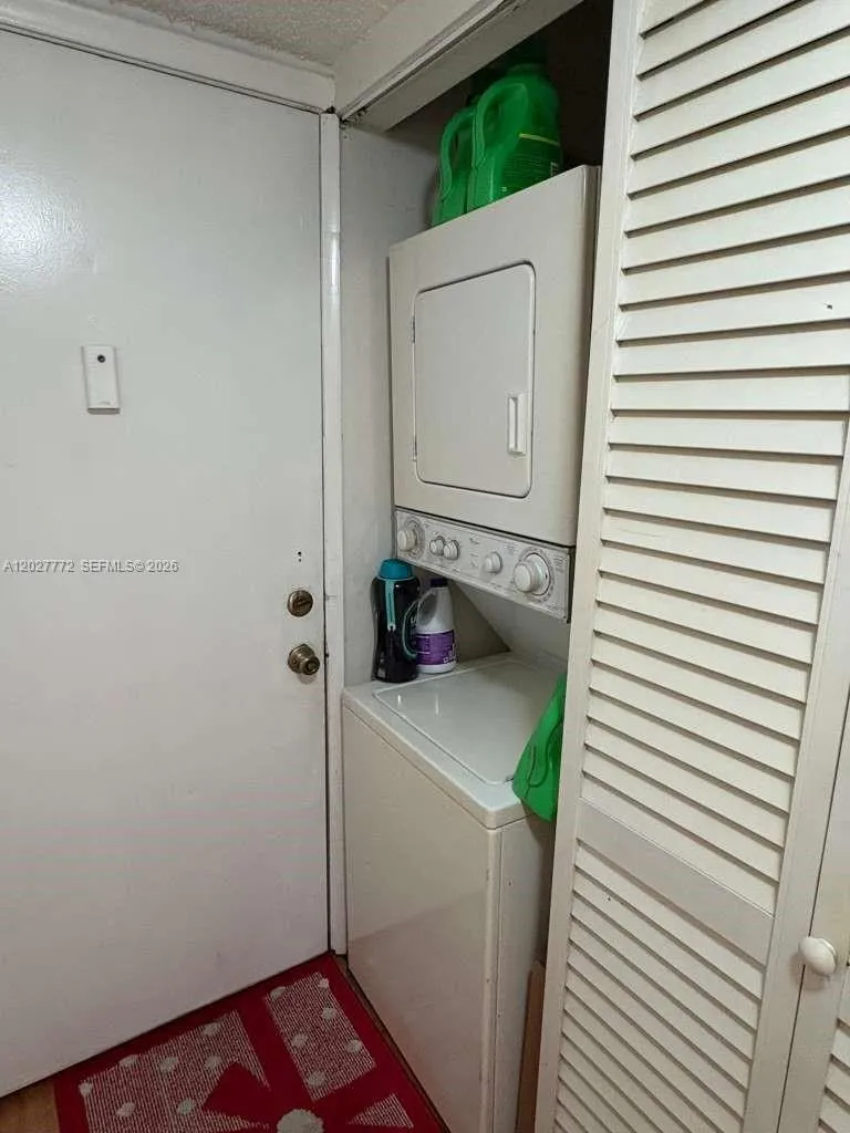 9181 NW 1st Ct # 101, Pembroke Pines FL 33024